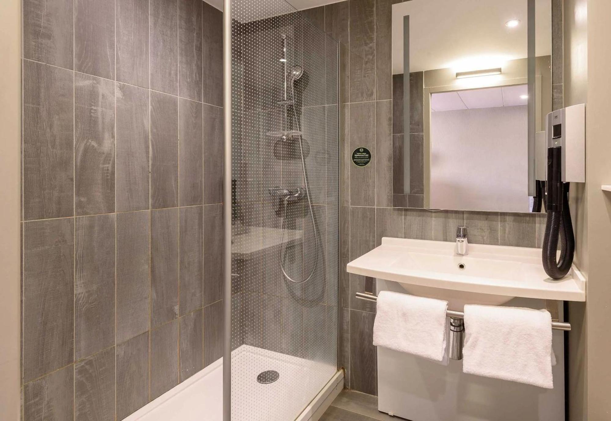 B&B Hotel Toulouse Universite Exterior photo